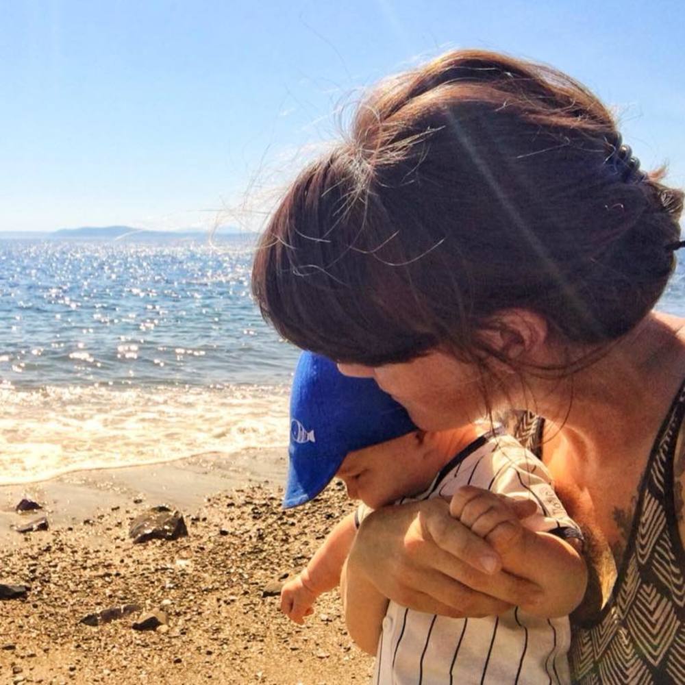 Meet your Posher, Eve